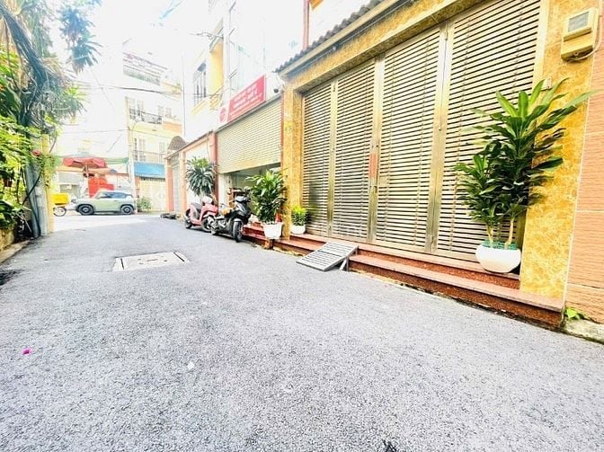 BÁN NHÀ HXH ĐƯỜNG PHẠM CỰ LƯỢNG, P.2, Q. TÂN BÌNH 