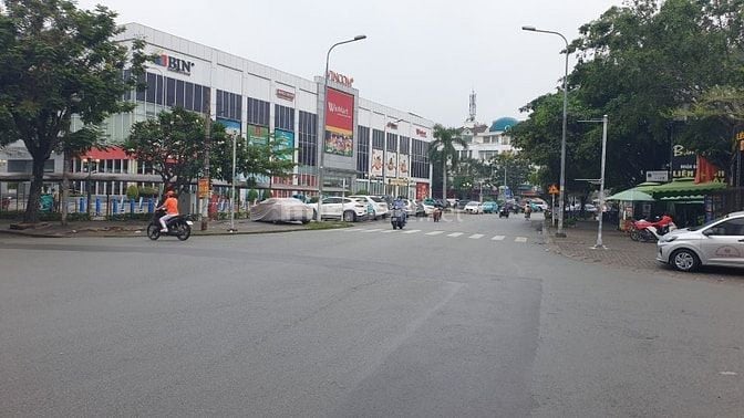 VÕ THỊ NHỜ Q7 540M2(10M NỞ HẬU 12M X 50M) FULL THỔ CƯ GIÁ 49TY TL