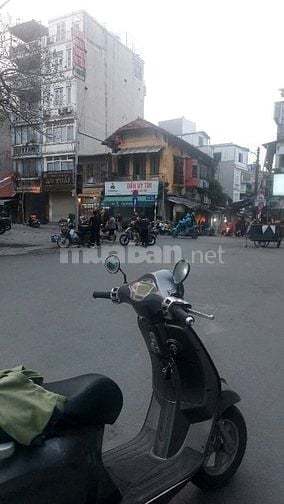 Nhà tập thể tầng 2 ngã 4 chợ ngọc hà ba đình