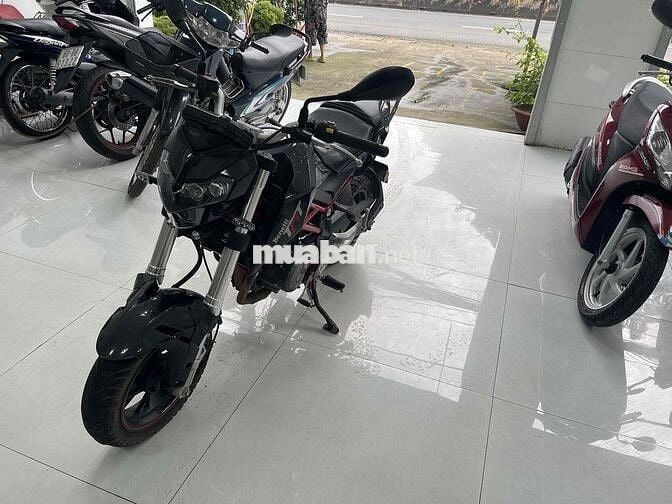 benelli tnt 125