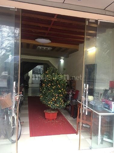 Cho thuê mặt bằng làm cửa hàng kinh doanh, VP công ty, mặt phố Lê Duẩn