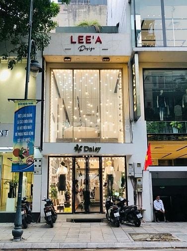 Cho thuê nhà mặt phố Hàng Cót. 65mx3t, 4,5m MT, vị trí ngã tư cực đẹp