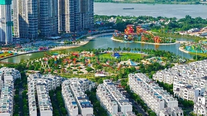 Bán căn 2pn giá 4.5 tỷ gần Vincom 