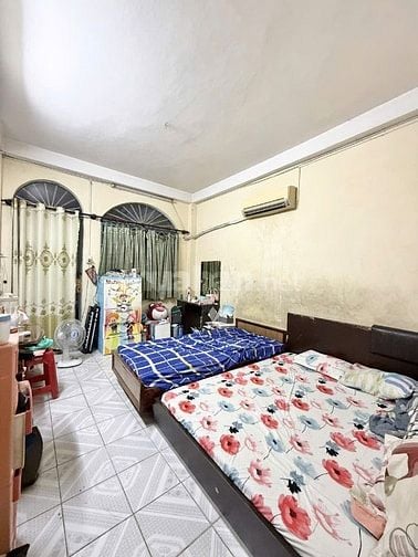NGỘP GẤP BÁN, HUỲNH MẪN ĐẠT QUẬN 5 40M2 4 TẦNG, CÁCH MT 1 CĂN.