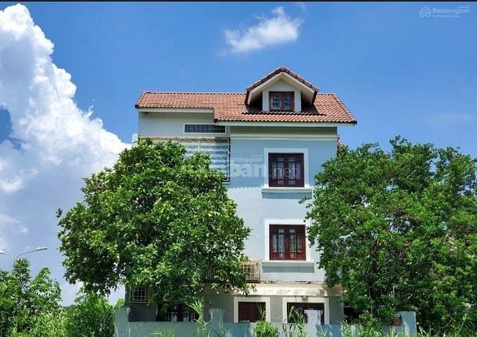 Bán gấp Biệt thự 4 tầng KDC Intresco 13E Phong Phú - Bình Chánh 