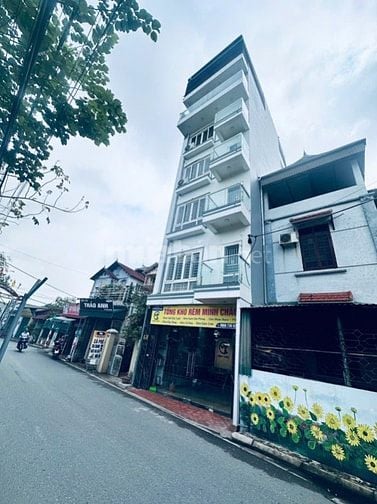 Cần bán nhà 7 tầng có thang máy 