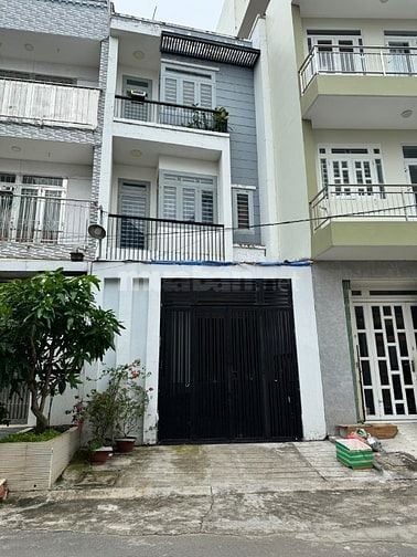 Nhà Mặt Tiền NB Đường lê Bôi P7Q8.60m2.3tầng sân thượng.5tỷ8(TL)