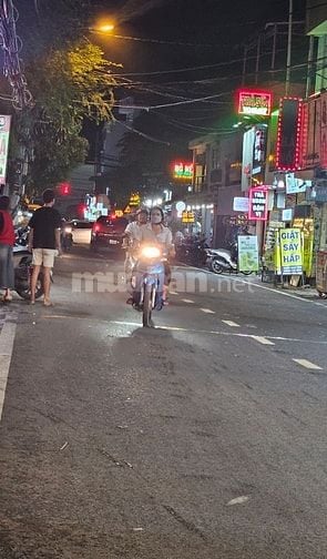 Sang nhượng quán nhậu gần Hoàng Diệu 2