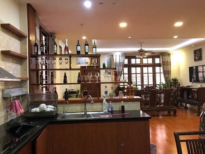 Bán Nhà Kinh Doanh, Lô Góc, Nguyễn Trãi 60m, 4 tầng, mt 6m, 23.2 tỷ