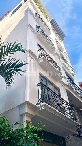 Bán nhà Thanh Nhàn, lô góc thang máy, 30m, 5T, 7.9 tỷ