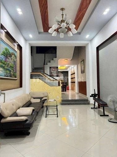 🏡 BÁN NHÀ GIÁ RẺ – ĐƯỜNG HÒA BÌNH, QUẬN 11 – CHỈ 2 TỶ 500 TRIỆU 