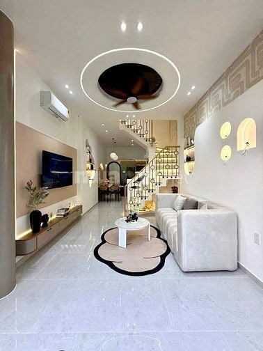 Bán nhà gần chợ Bà Hoa đường Nguyễn Bá Tòng, Tân Bình - 44,4m2 2tỷ180