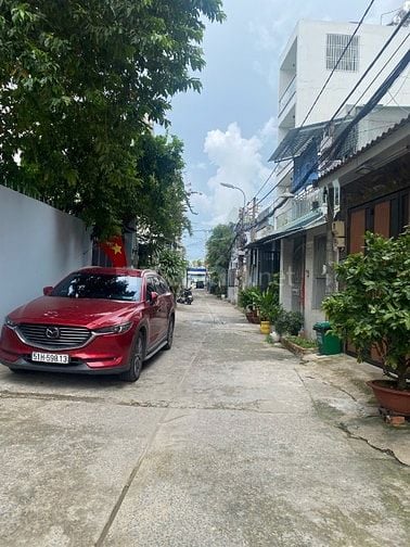 Bán nhà cấp 4 - Ngang hơn 5m - Hẻm oto 6m