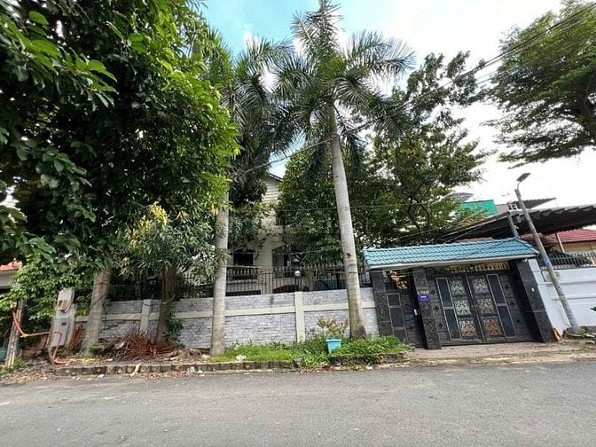 Bán biệt 36/70 Nguyễn Gia Trí, P25, Bình Thạnh, 428m2 đất Giá 85 tỷ