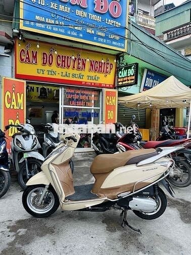 Chào bán Lead 125 , máy zin chất êm ru , giá cực t
