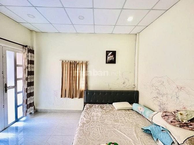 NGAY BV 115 THÀNH THÁI Q.10 - HẺM RỘNG ĐẸP 1 TRỤC THÔNG - HIẾM NHÀ BÁN