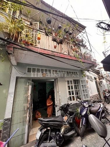 Bán nhà hẻm thông đường Lạc Long Quân, Phường 8, Quận Tân Bình