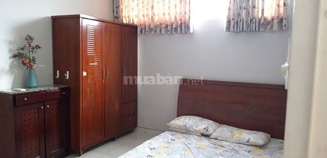 Cho thuê căn hộ lầu 2 đường Nguyễn Công Hoan, Phú Nhuận, 52m2, 2 PN