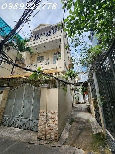 SIÊU PHẨM NHÀ 2 MẶT TIỀN - HẺM ÔTÔ LÝ THUYẾT - NGÃ 4 PHÚ NHUẬN -