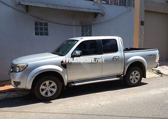 Ford Ranger 2011 Wildtrak 2.5L 4x4 MT - 100000 km