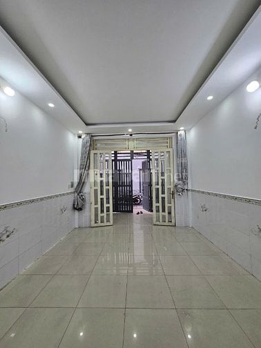Cho thuê nhà hẻm oto 1 trệt 1 lầu 4x15 Phan Huy Ích giá 9,5 tr 