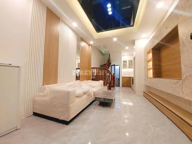 Chính chủ cho thuê nhà phố thúy lĩnh 
