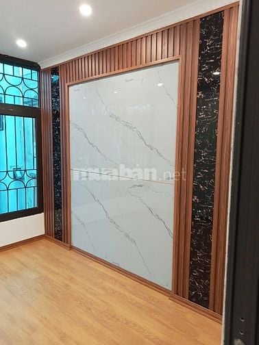 Bán nhà Ngọc Thụy, nhà đẹp ở luôn, 58m2, 8.2 tỷ