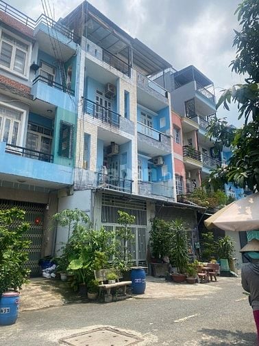 Bán nhà 4 tầng - Đường nhựa 10m - Đường Tân Thới Nhất 01