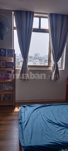 Chính chủ bán căn hộ Screc Towet