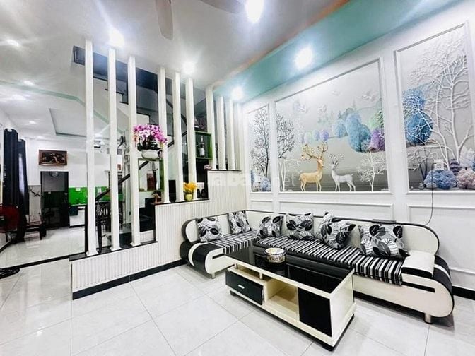 Nhà Phú Cường: sát phố Bạch Đằng, hoàn công, sân oto, 0815422197 