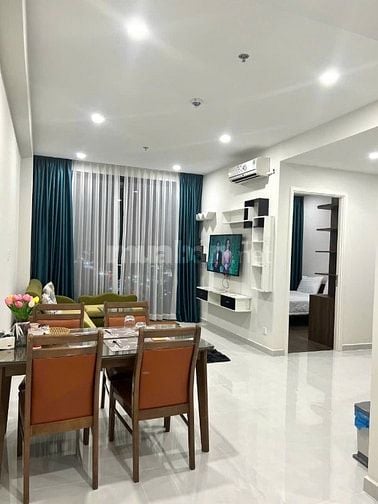 💥Cần bán gấp 1PN Emerald Golf View – View sân golf, lỗ gần 500tr!