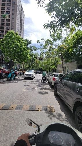 Bán LK khu C37 Bắc Hà( 17 Tố Hữu). DT 70m2 x 4T, mt 5m. Giá 22 tỷ.  Bá