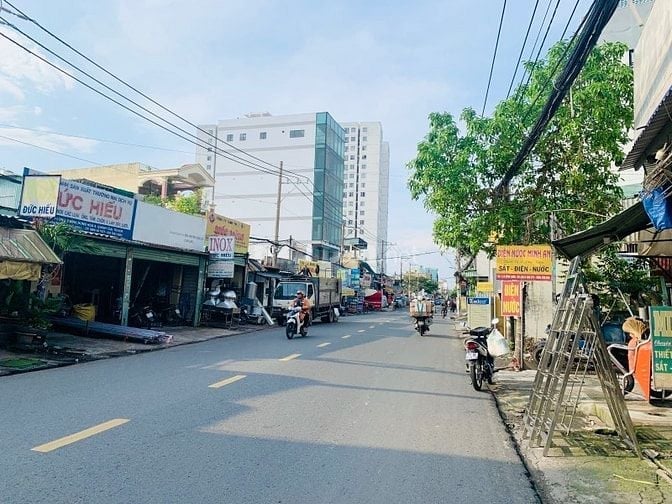 Mặt tiền Tân Phú 620m2( 15 x 41m ) ngay Aeon Mall, giá tl tốt