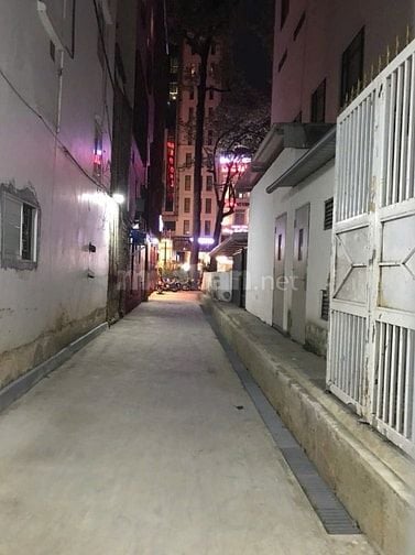 Cho thuê nhà ĐĐTNGHI hẻm 1.5m Lê Thị Riêng, P.Bến Thành, Q.1 giá 20tr