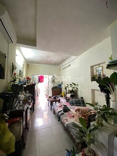 Bán gấp nhà phố Yên Hoà ở ngay, 51m2, 4 tầng, MT 4m, giá 12.9 tỷ