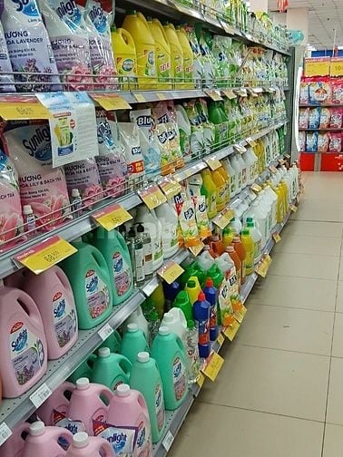 Bách hóa cần gấp 3 nam/nữ phụ bán tại cửa hàng
