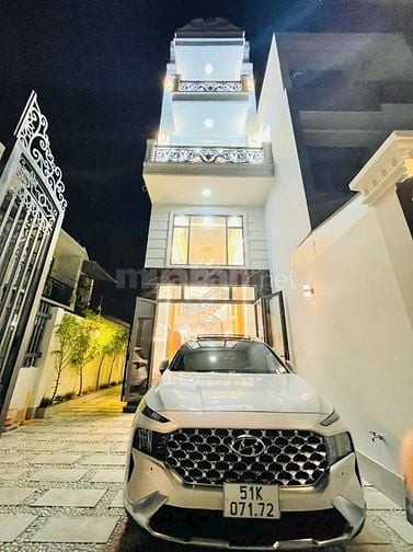 Cần Bán Gấp Căn Nhà 4 Tầng Trung Tâm  Phường Hiệp Bình Chánh 