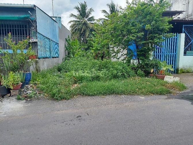 Bán gấp 151m2 đất thổ sổ riêng, gần Coopmart Củ Chi, 1 tỷ 150 triệu
