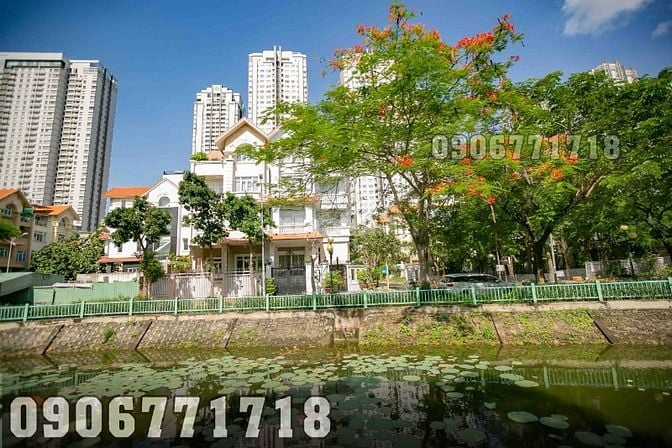 Bán nhà biệt thự KDC him lam Q7 giá tốt
