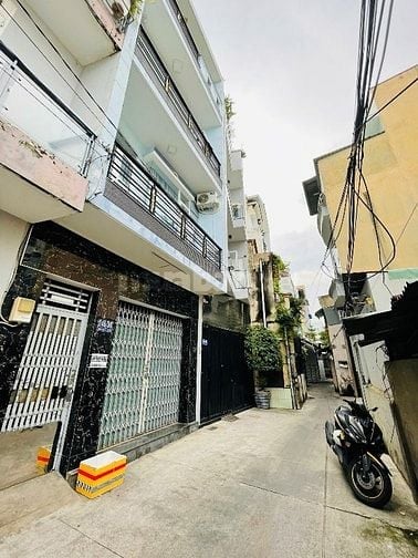 Bán nhà rẻ đẹp 2 lầu (4,5x8) 246/ Nguyễn Thái Sơn p4 Gò Vấp Bv175