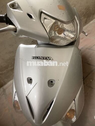 Bán xe SCRfi bạc mới 5tr3000