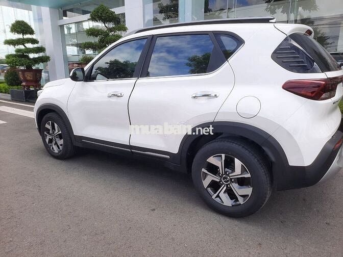 Kia Sonet 2022 Luxury 1.5 AT - 60000 km