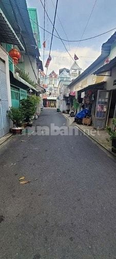 Cho thuê nhà hẻm 4m(XH) Bùi Văn Ngữ, P.Hiệp Thành, Q.12 giá 6tr