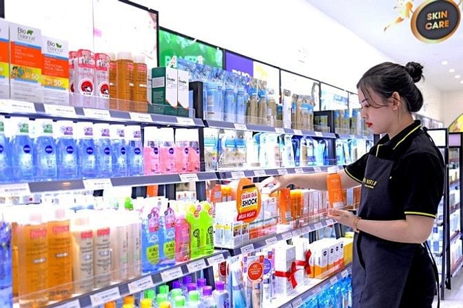Tuyển Nhân Viên Phục Vụ , CSKH 