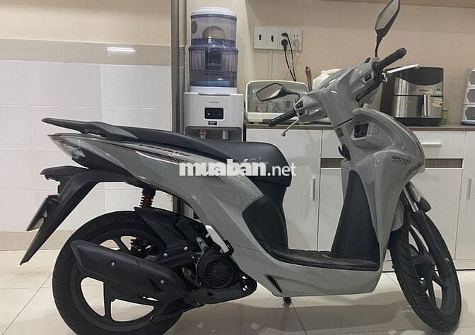 Vision 2023 bản thể thao đi 1800km BSTP chính chủ