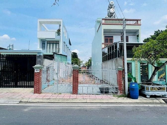 Lô đất mặt tiền Hoàng Bá Huân, Thị trấn Củ Chi. Bán gấp 515 Triệu