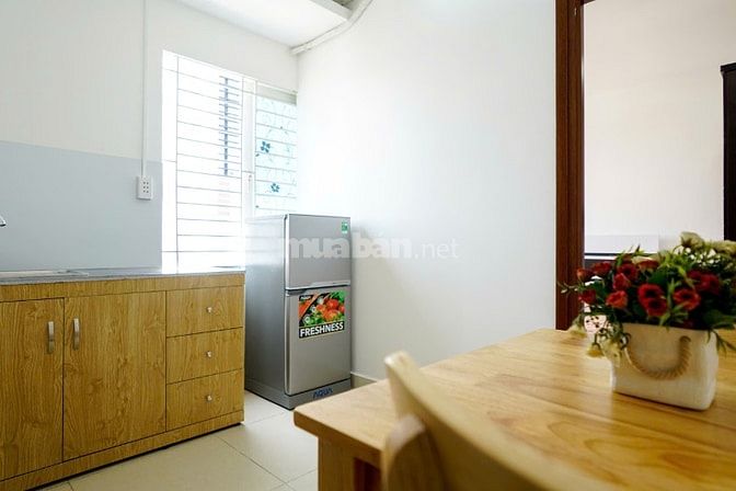 Phòng Căn hộ tách bếp đủ nội thất Quận Tân Bình (Gần Etown Cộng Hòa)
