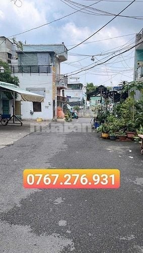 Bán nhà Quận 6 Luỹ Bán Bích hẻm xe hơi gần vòng xoay 