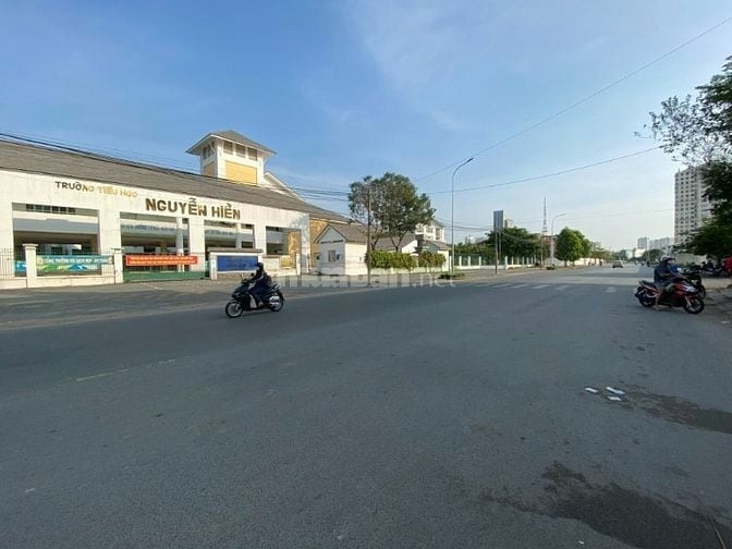 Bán đất MT Liên Phường Global P.Phước Long dt 958m2 giá 103tr/m2