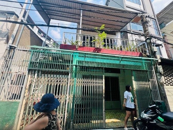 Bán nhà rộng rẻ hẻm xe hơi (6,8x12) 383/3/8 QUANG TRUNG P10 Gò Vấp 